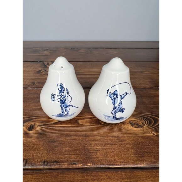 Vintage salt and pepper shakers Dutch boy stick horse kite flying - Picture 2 of 11